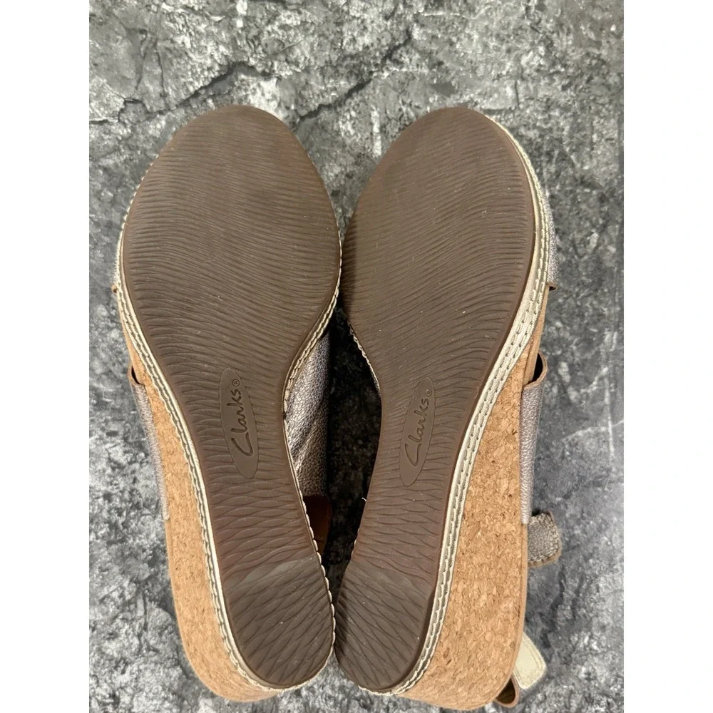 CLARKS Womens Cork Wedge Heel Sandal Gold Leather Open Toe Slingback Shoe 10M